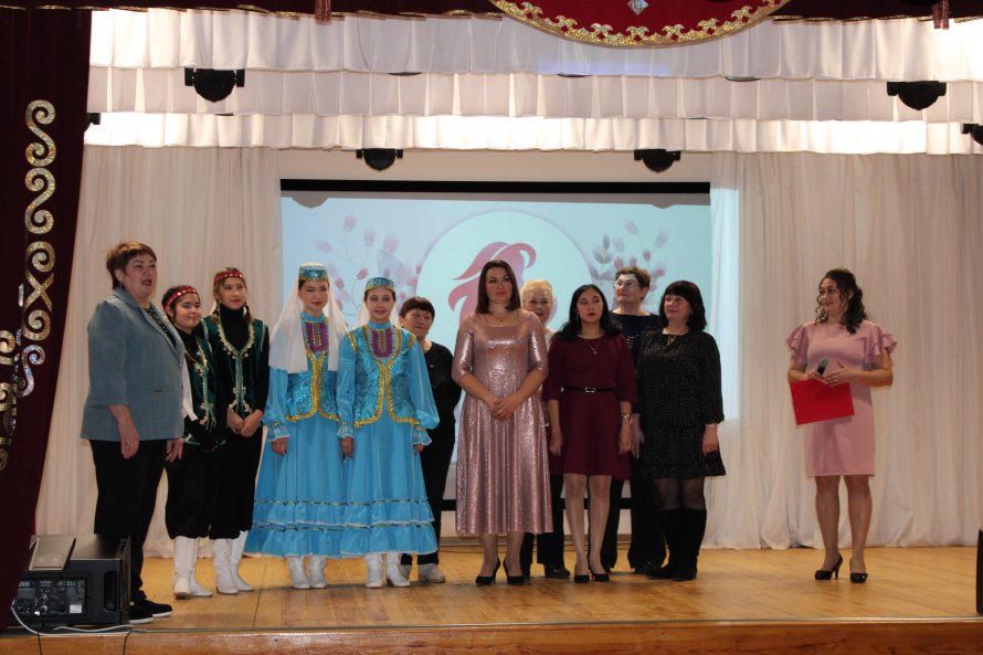 Праздничный концерт «Мама – великое слово»